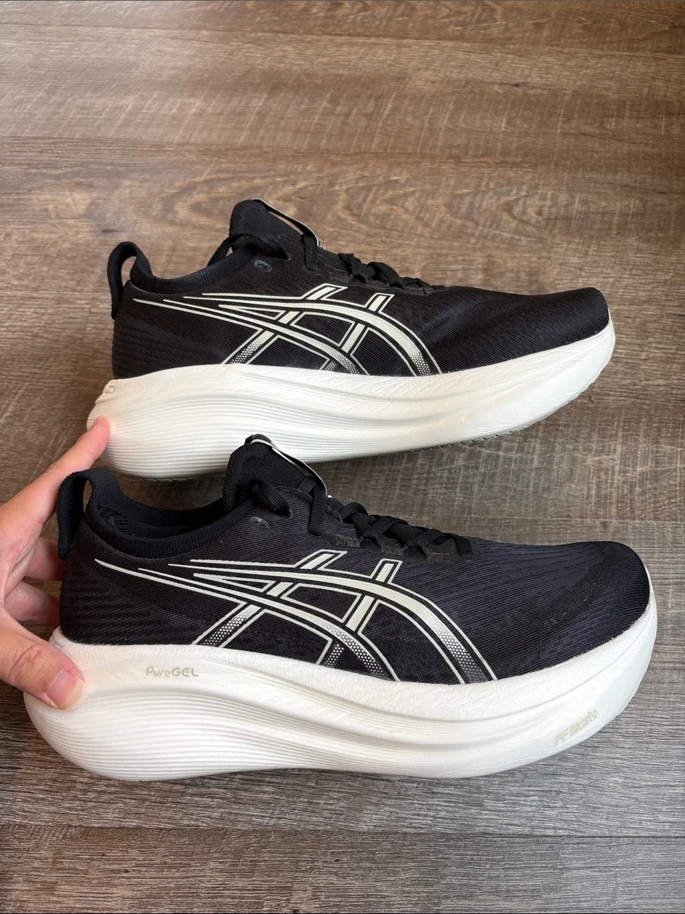 ASICS Gel-Nimbus 27 Running Shoes Men’s 8.5W WIDE Black/White